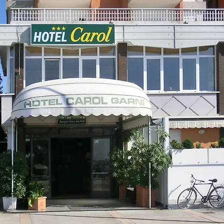 Carol グラード